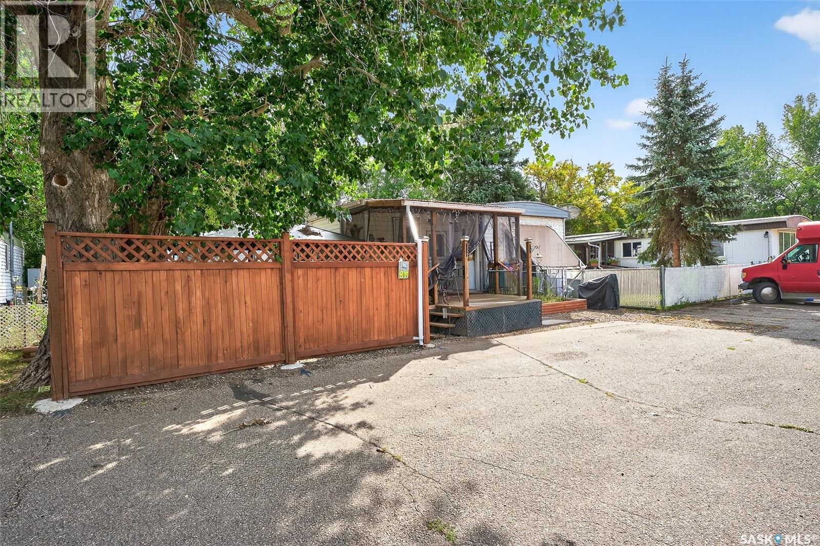 #B19 1455 9th AVENUE NE - 3
