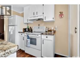 #b19       1455 9th Avenue Ne, Moose Jaw, SK S6H1C6 Photo 13