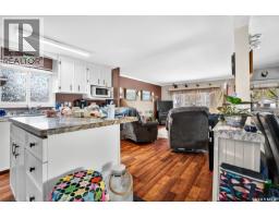 #b19       1455 9th Avenue Ne, Moose Jaw, SK S6H1C6 Photo 17