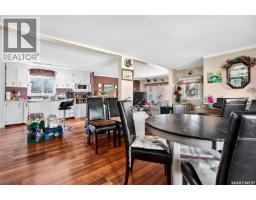 #b19       1455 9th Avenue Ne, Moose Jaw, SK S6H1C6 Photo 19