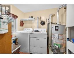#b19       1455 9th Avenue Ne, Moose Jaw, SK S6H1C6 Photo 29