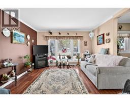 Mud room - #b19       1455 9th Avenue Ne, Moose Jaw, SK S6H1C6 Photo 9