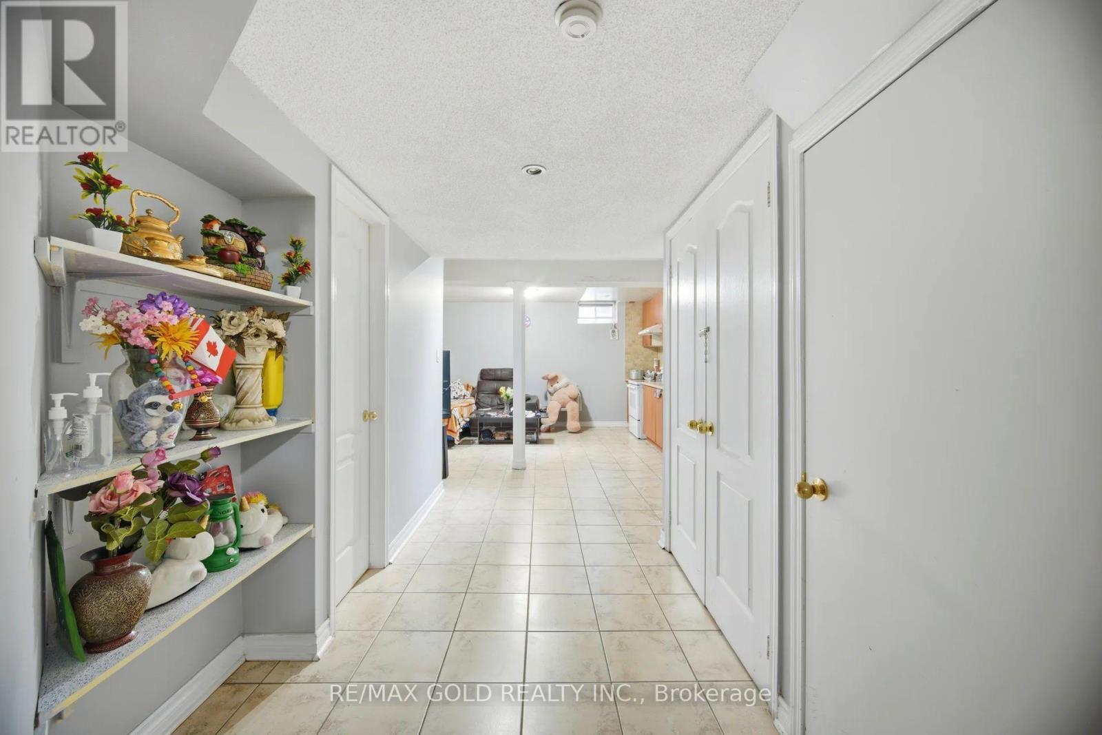 23 MILLSBOROUGH ROAD - 38