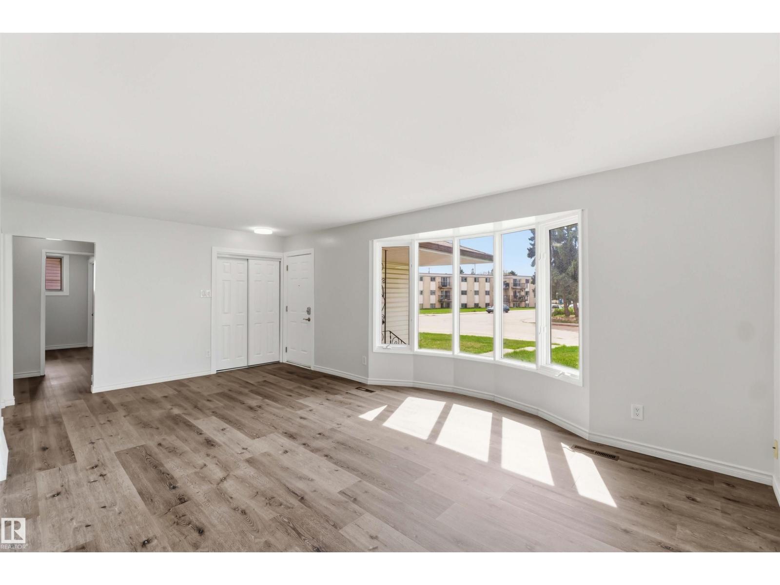 13303 58 ST NW - 13