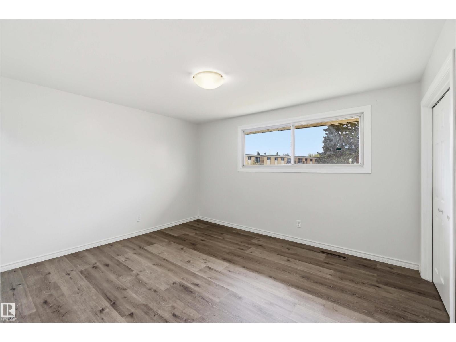 13303 58 ST NW - 31