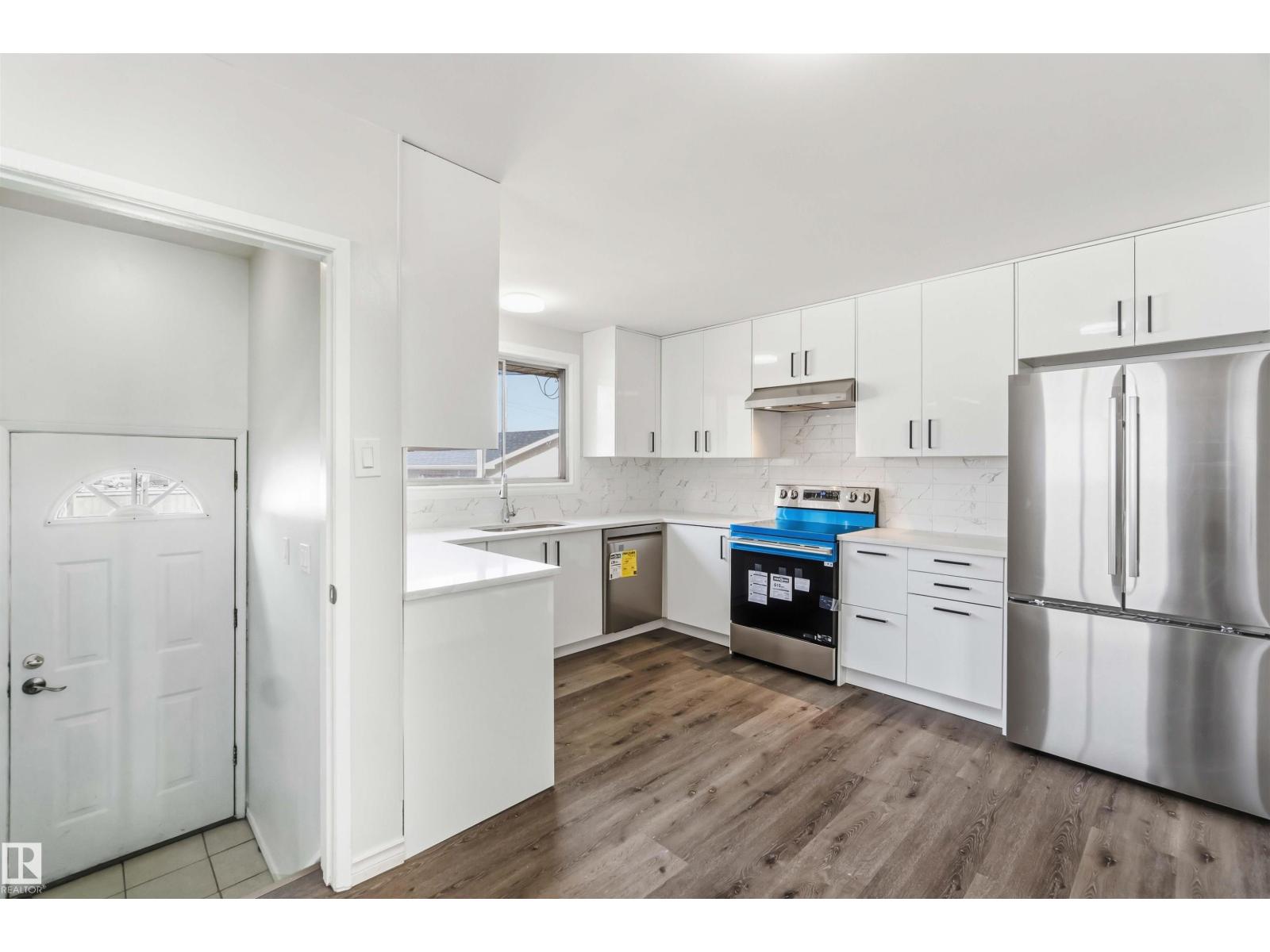 13303 58 ST NW - 22
