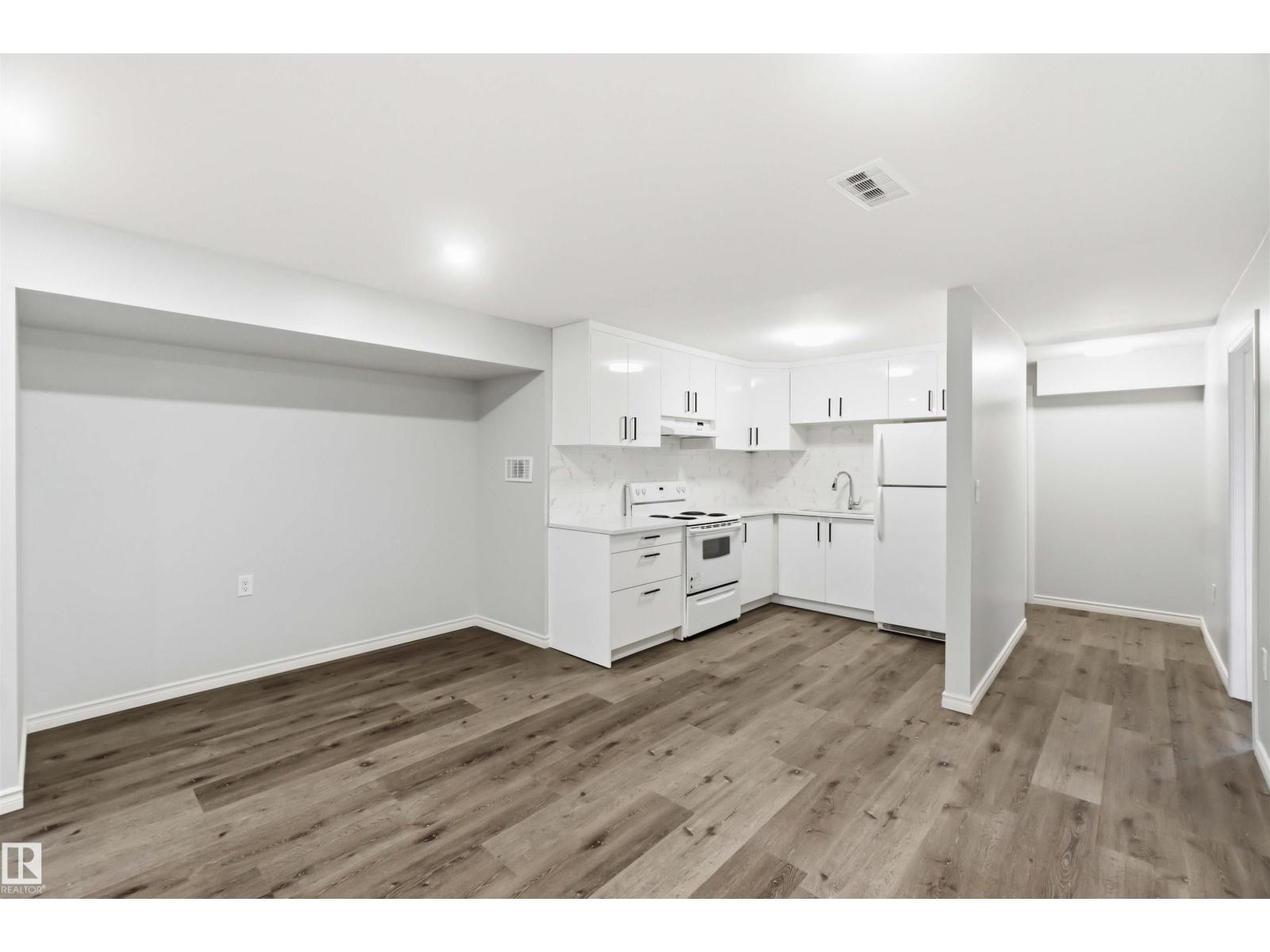 13303 58 ST NW - 48