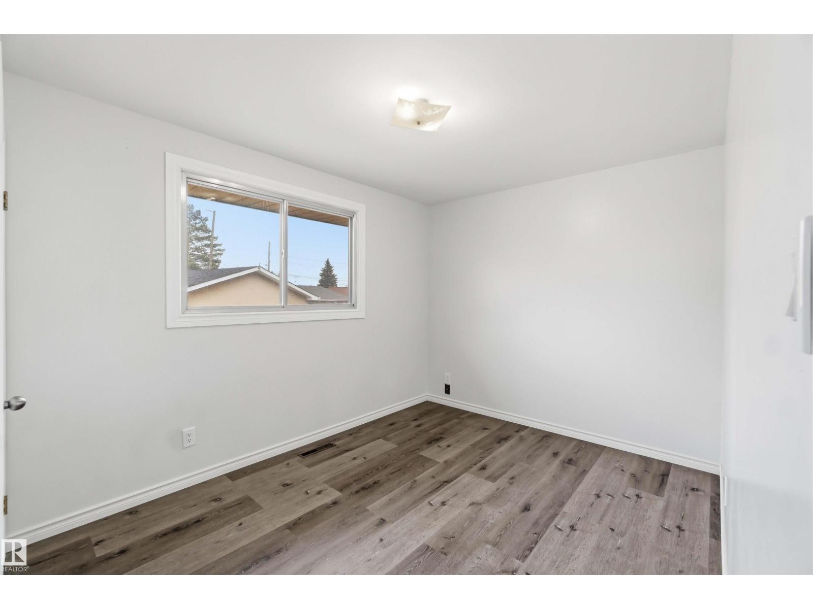 13303 58 ST NW - 38