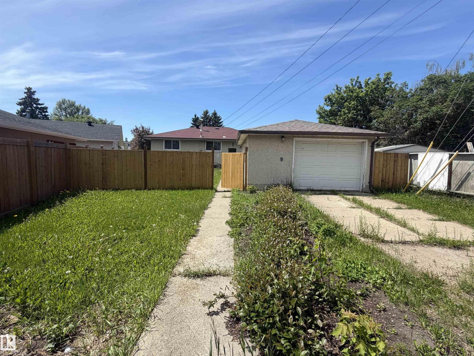 13303 58 ST NW - 70