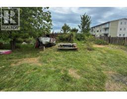 1621 Redwood St, Campbell River, BC V9W3K7 Photo 13