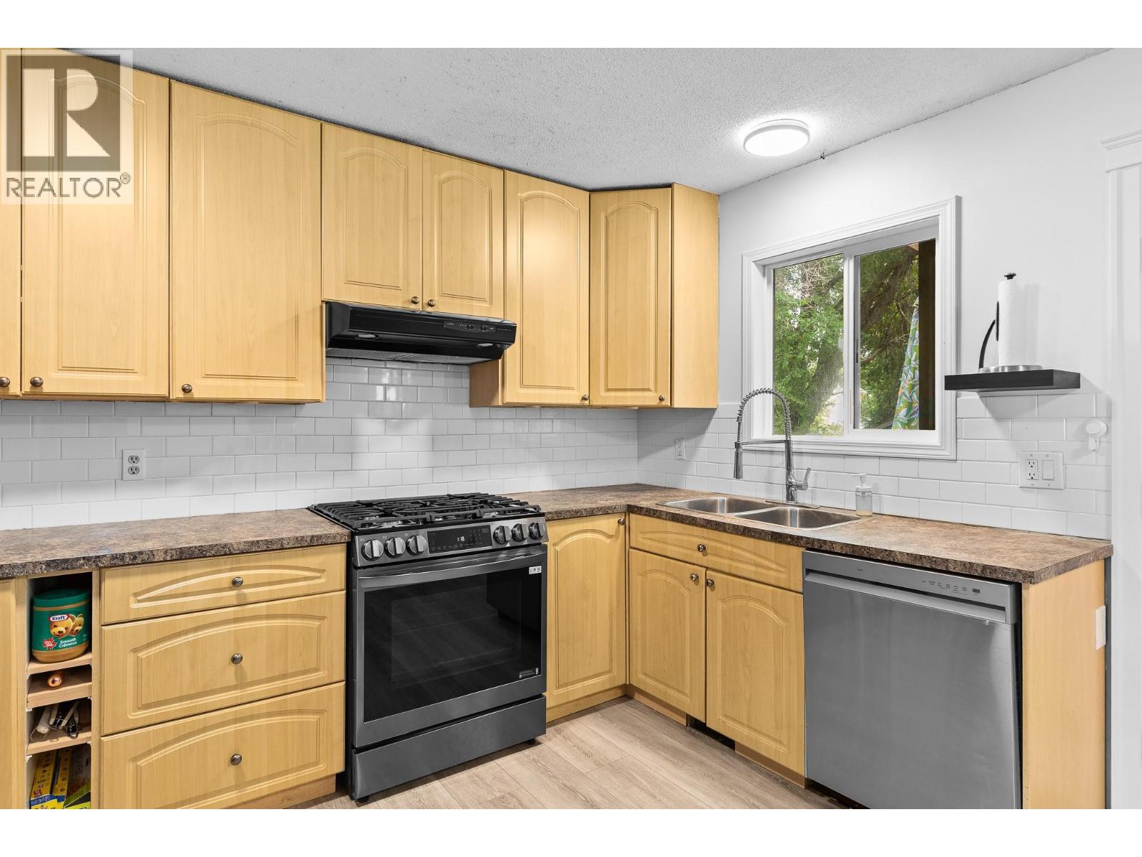 1809 44 Street - 22