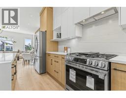 101 957 Edgar Avenue, Coquitlam, BC V3K2K1 Photo 11
