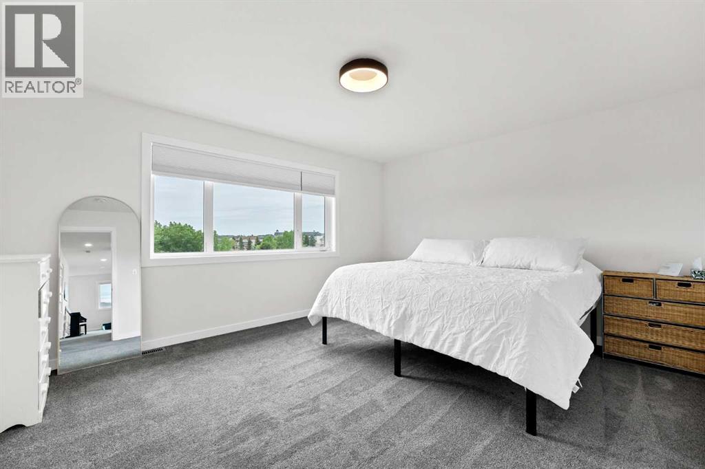 100 Somerside Way SE — photo 28