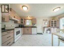 12208 Mctavish Place, Maple Ridge, BC V2X8L8 Photo 7