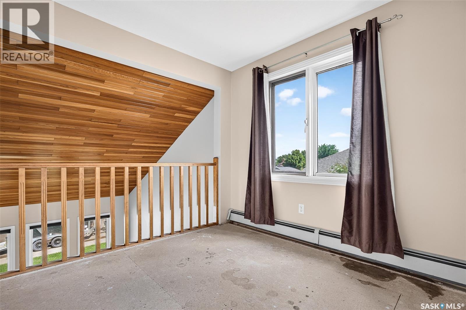 1309 Regal CRESCENT - 23