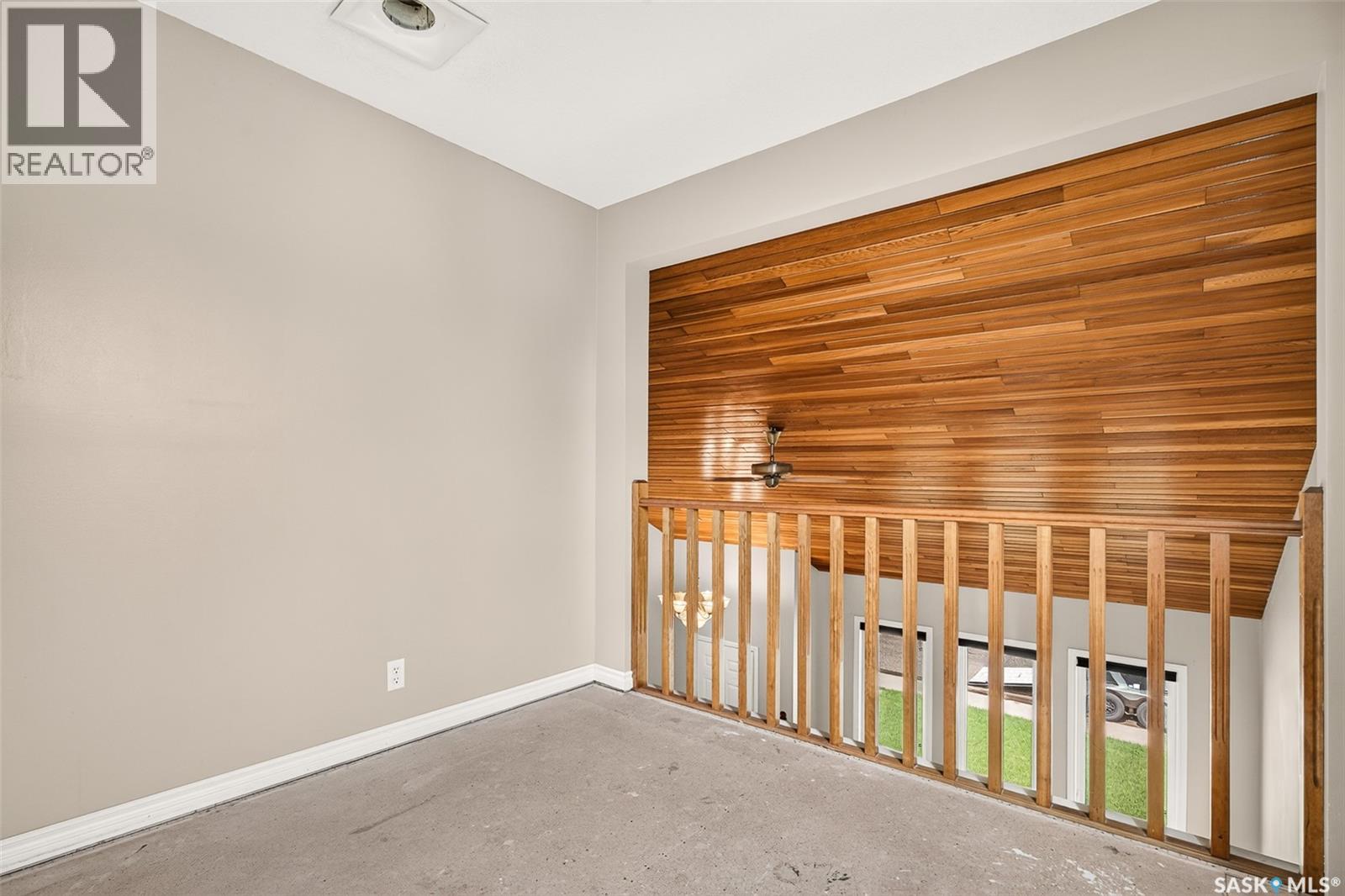 1309 Regal CRESCENT - 26