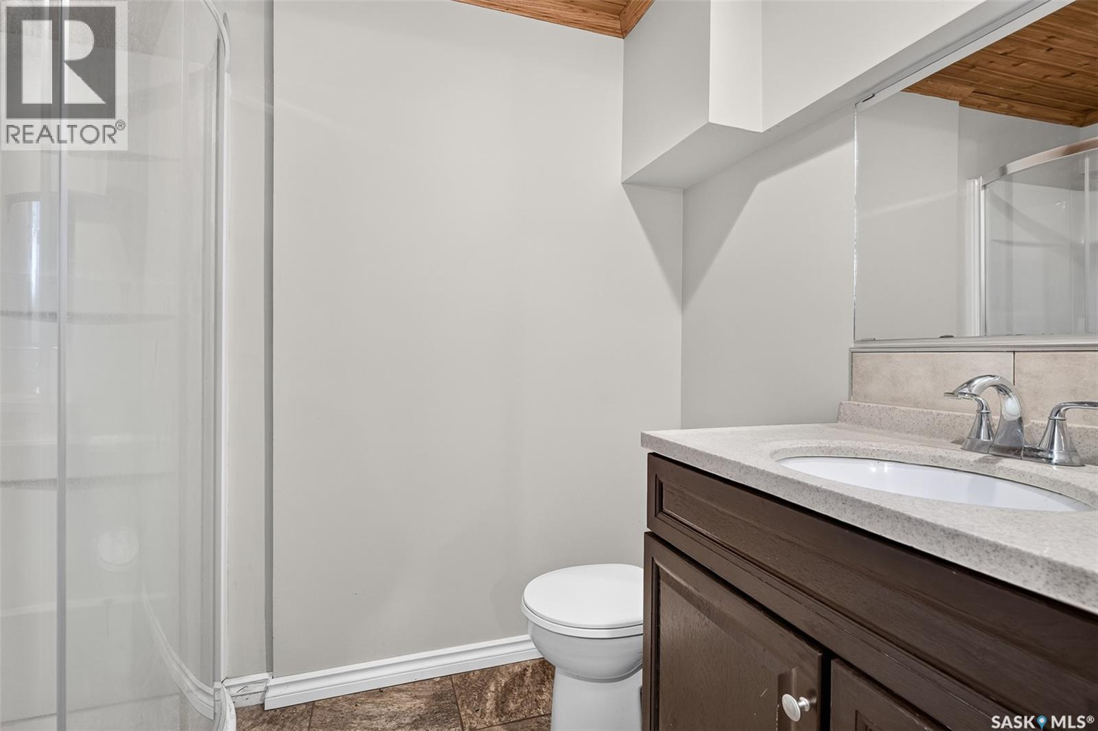1309 Regal CRESCENT - 36