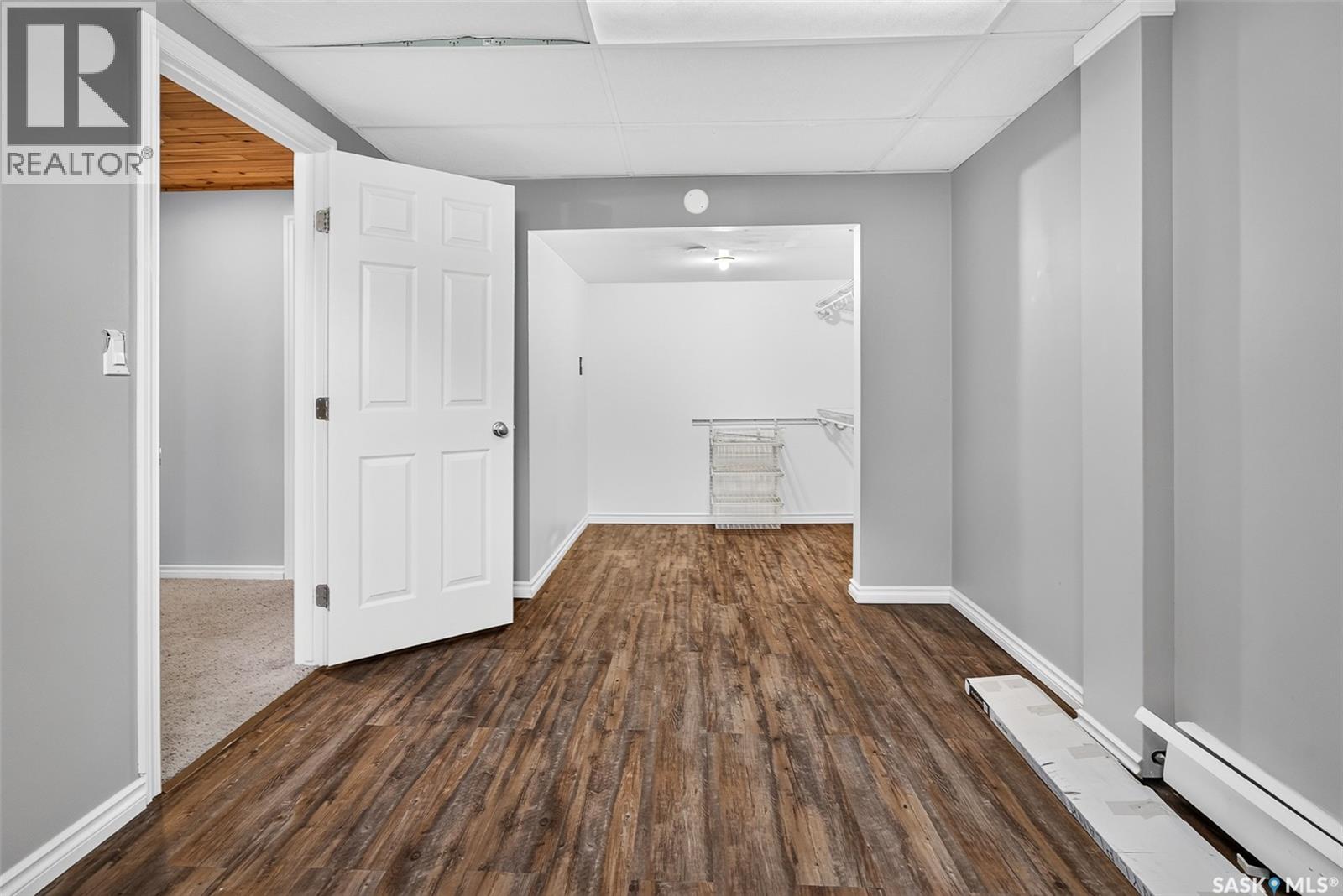 1309 Regal CRESCENT - 42