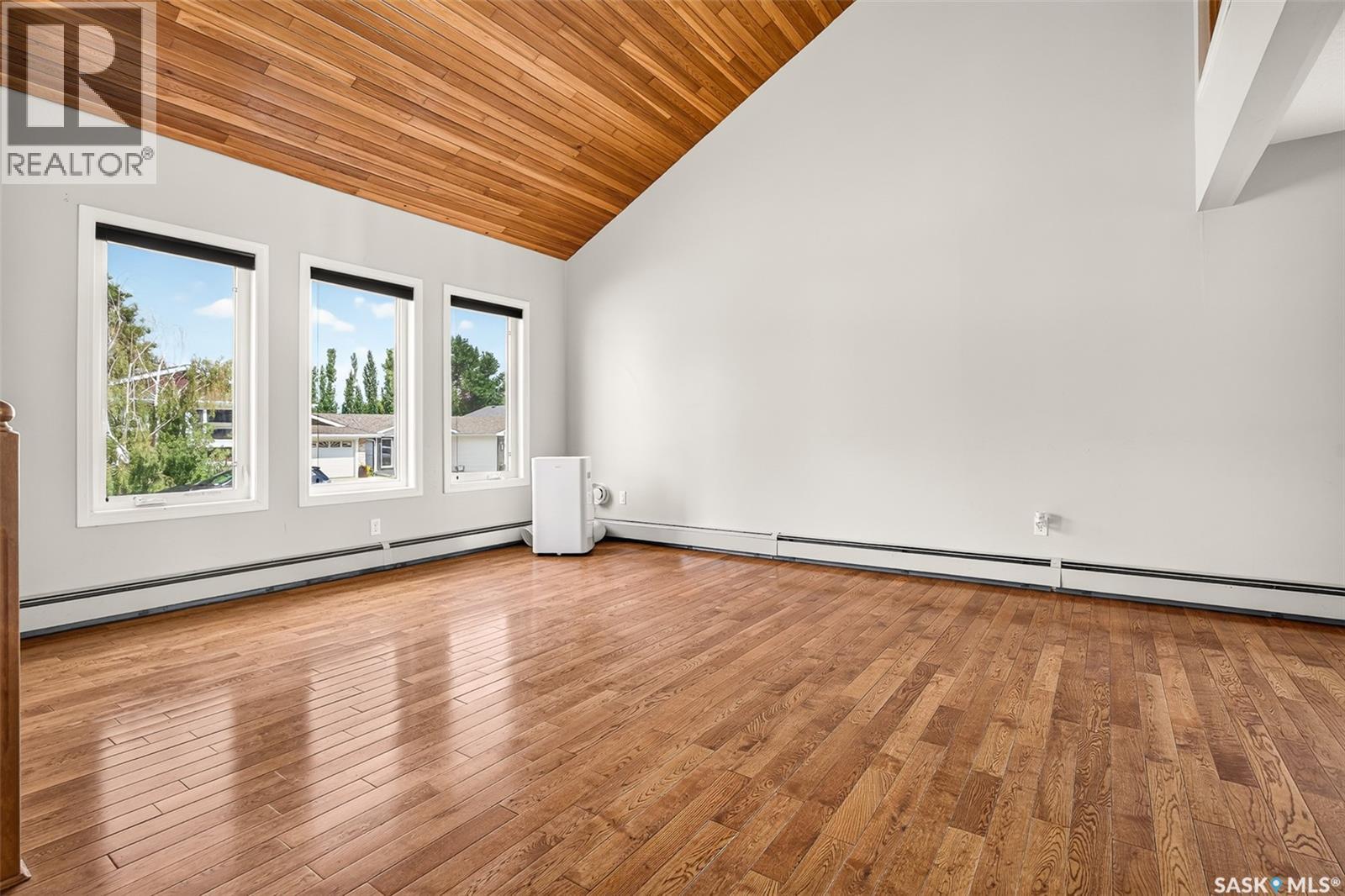 1309 Regal CRESCENT - photo 5