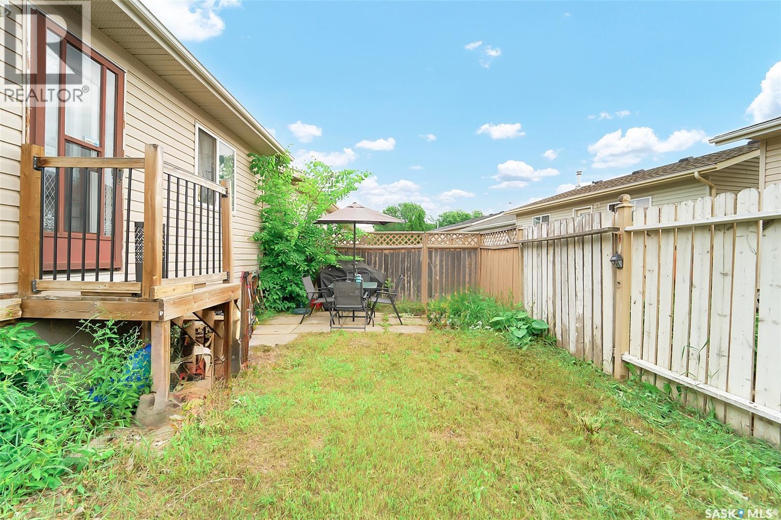 14 127 Gropper CRESCENT — photo 37
