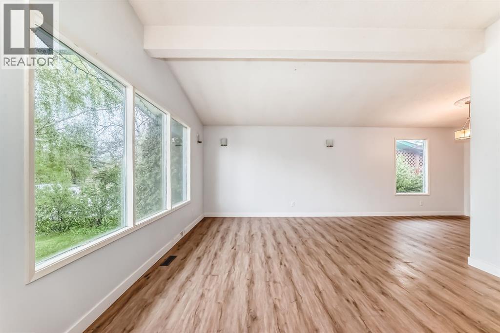 544 Penworth Way SE - 4