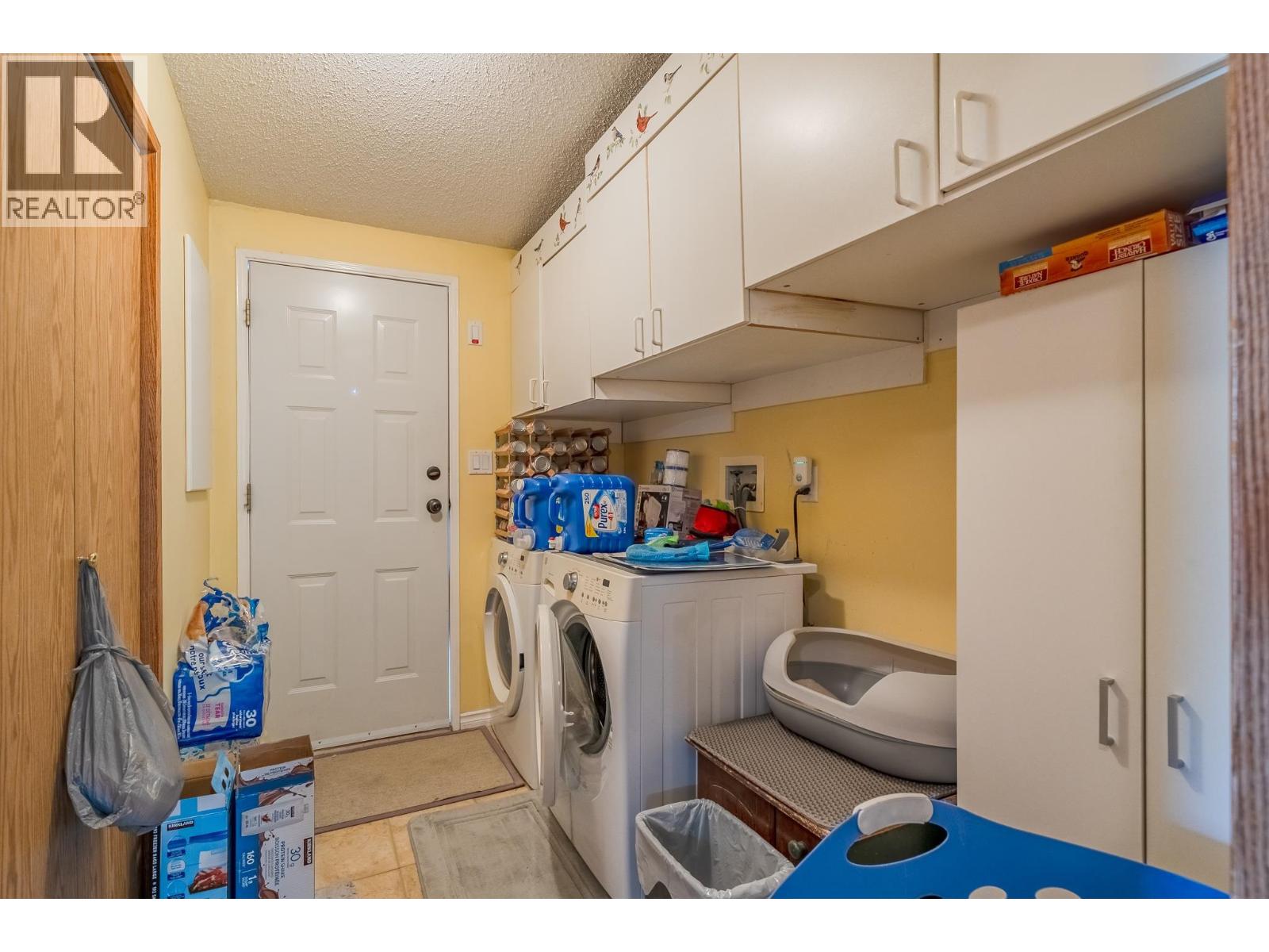 3442 DUNSMUIR ROAD - 23