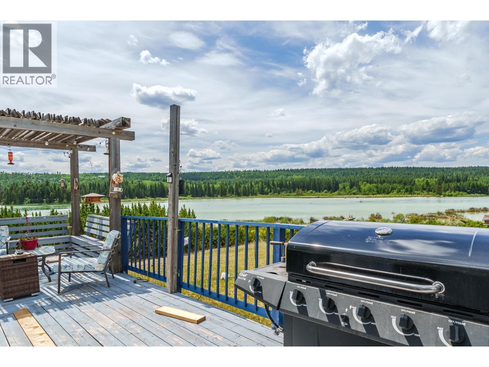 3442 DUNSMUIR ROAD, Lac La Hache
