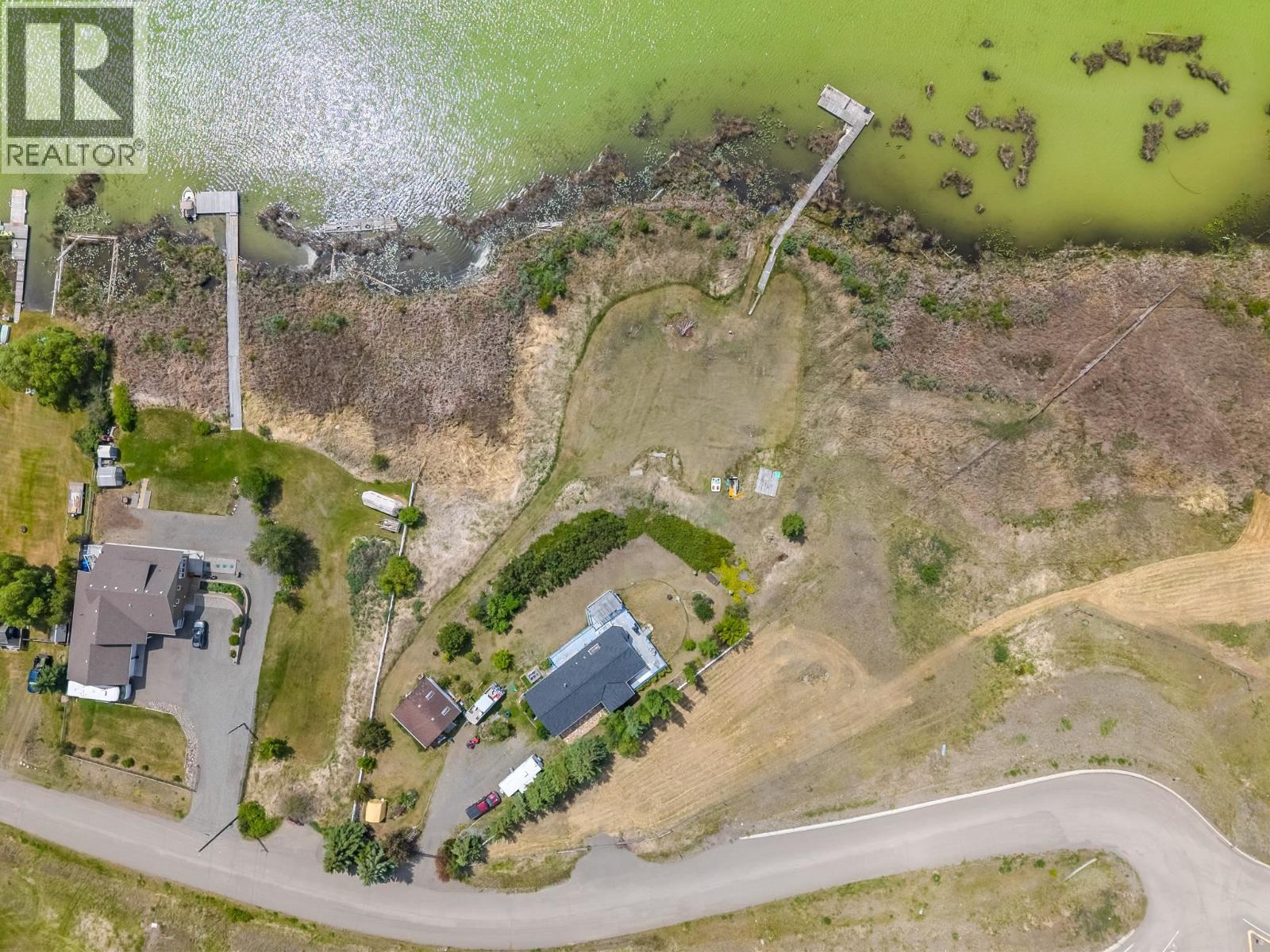 3442 DUNSMUIR ROAD, Lac La Hache