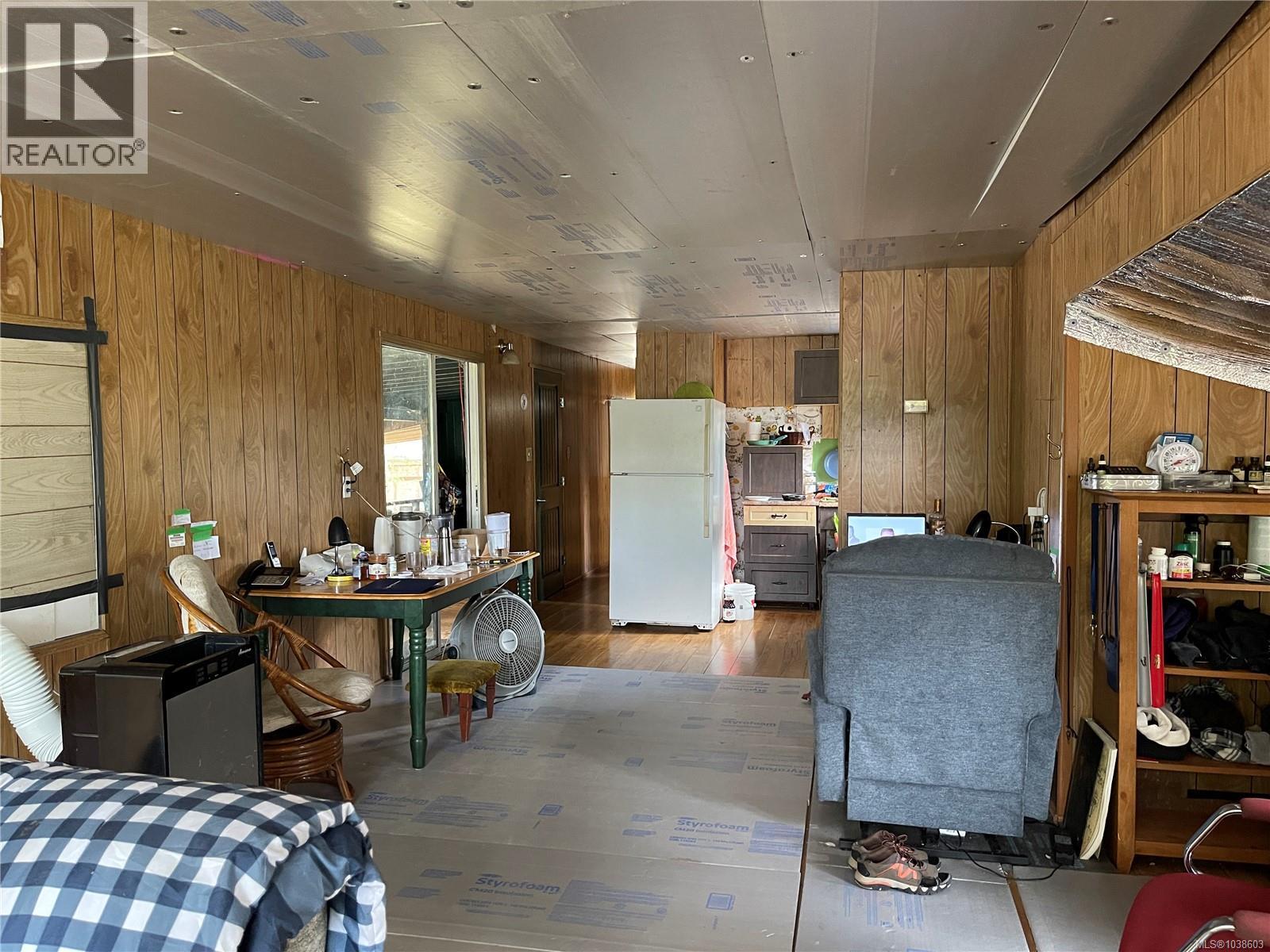 5543 Park Pl - 6