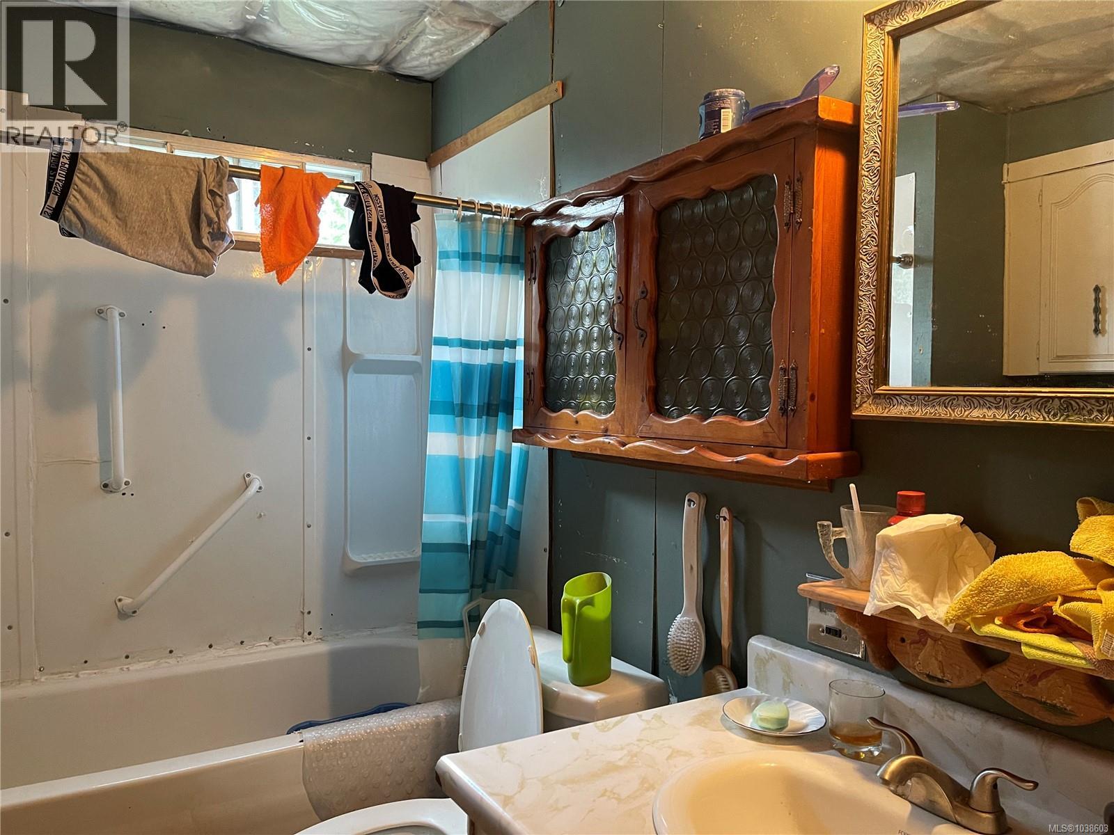 5543 Park Pl - 13