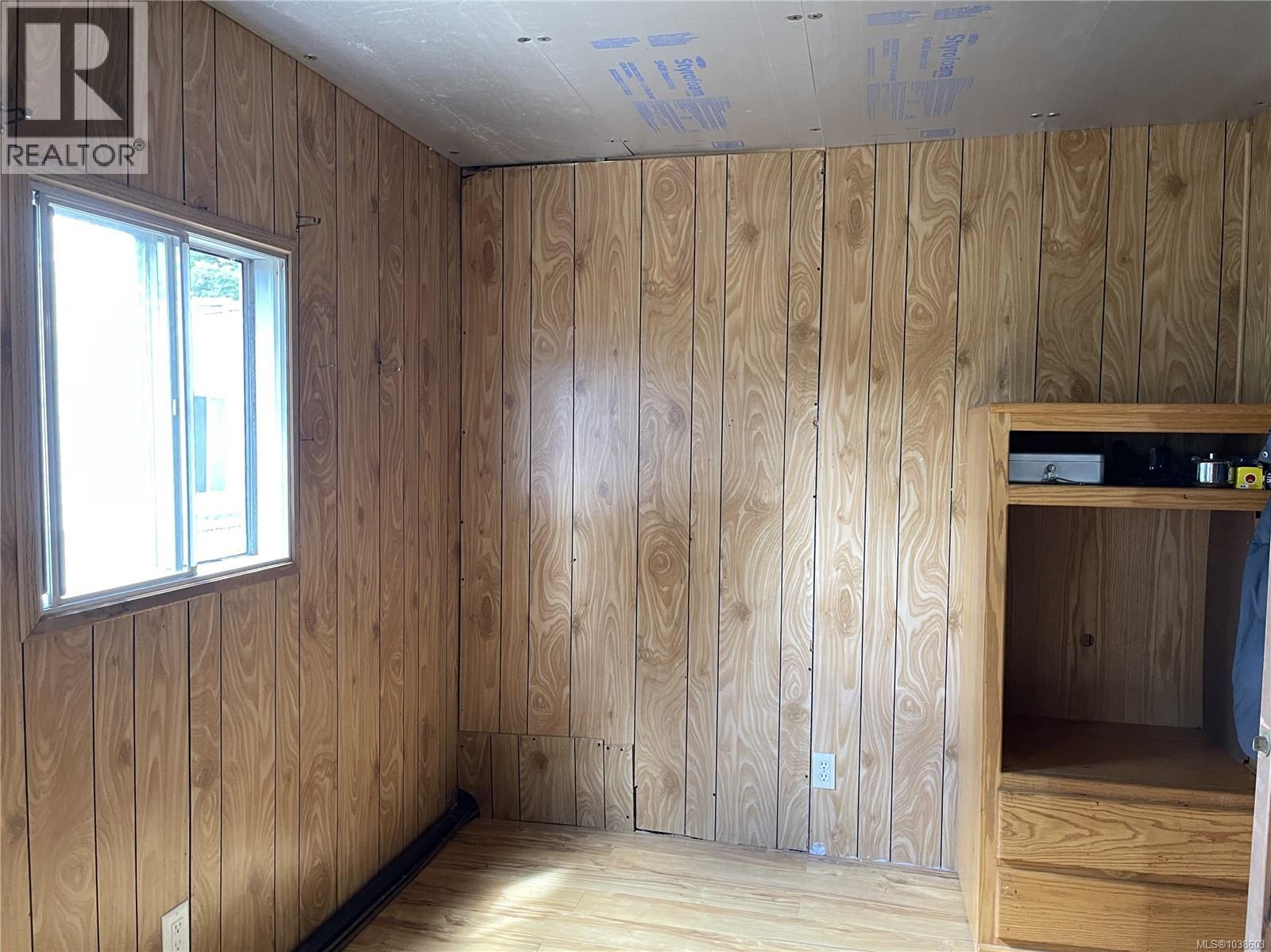 5543 Park Pl - 10