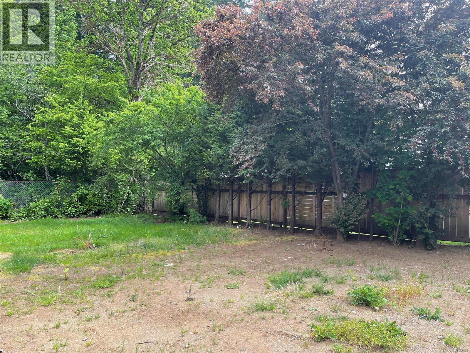 5543 Park Pl - 19