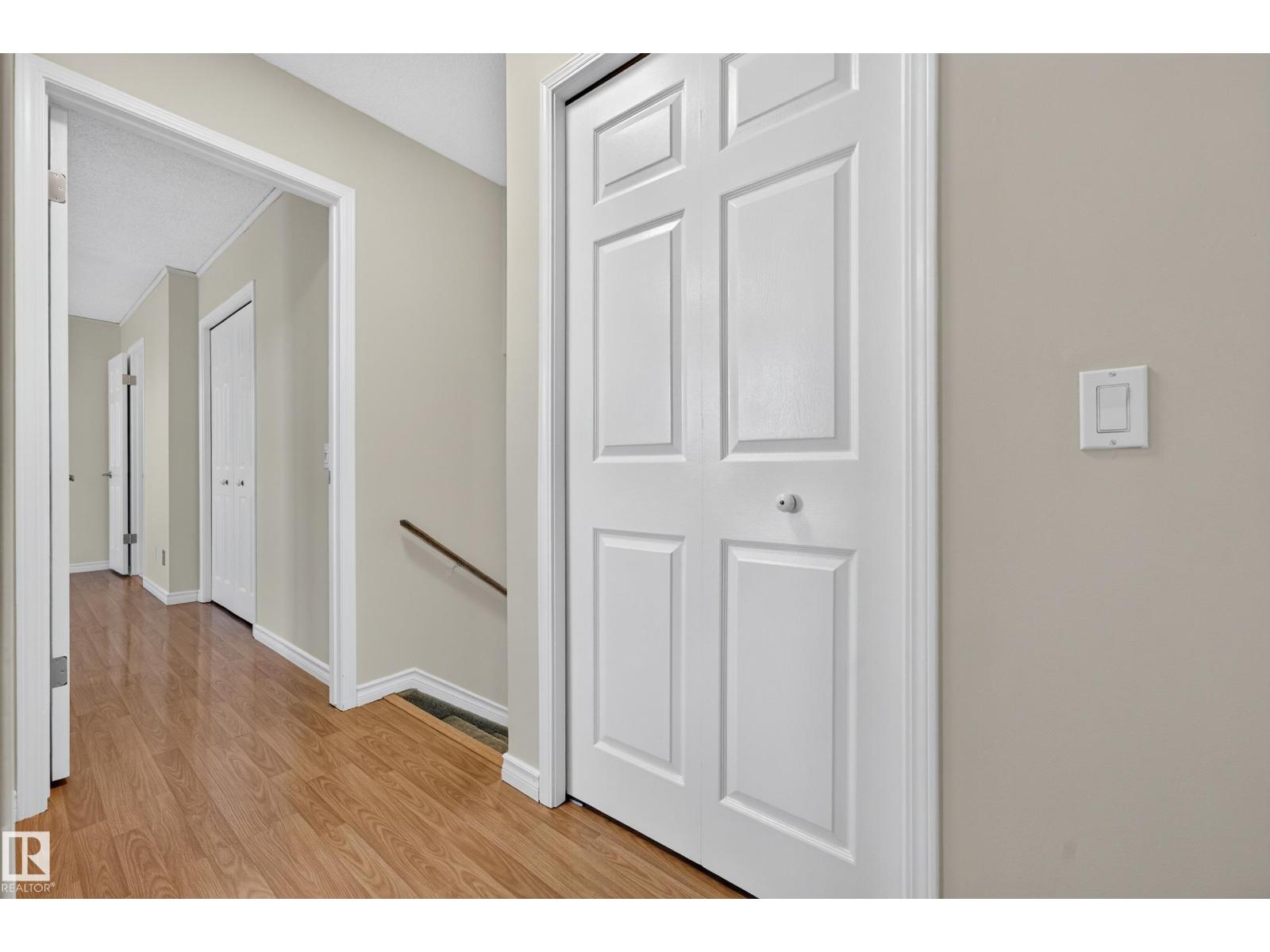 10332 21 AV NW — photo 20