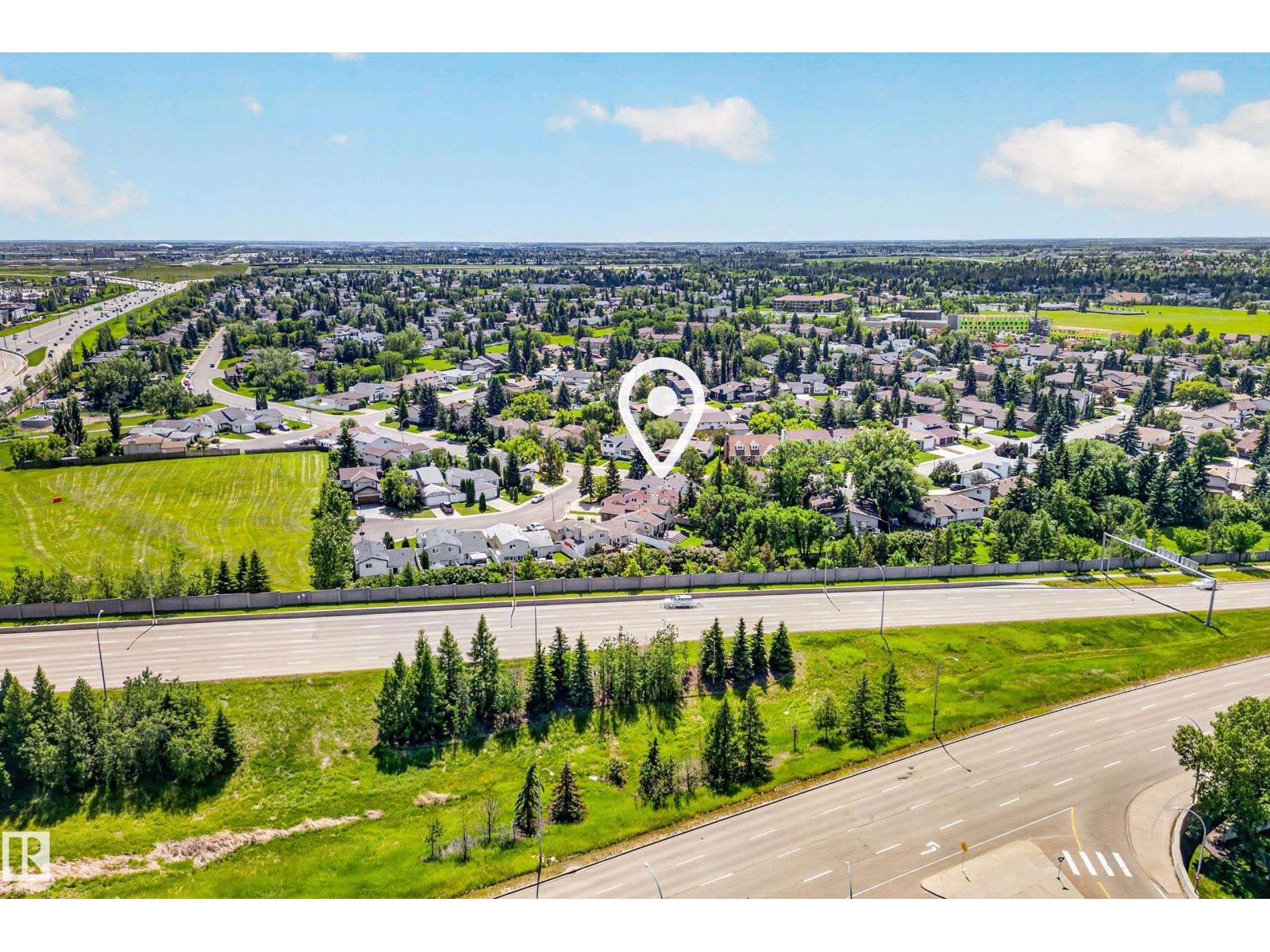 10332 21 AV NW — photo 50