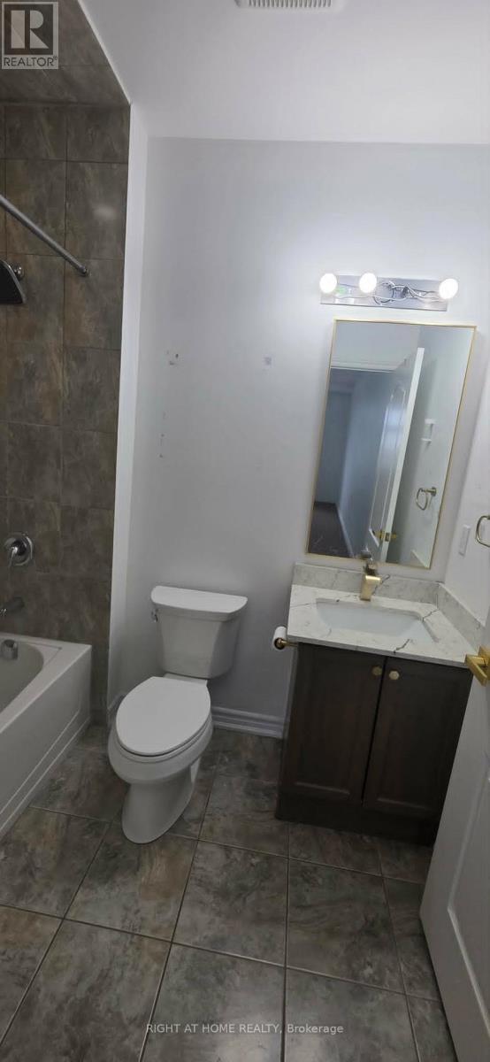 #404 1360 COSTIGAN ROAD - 11