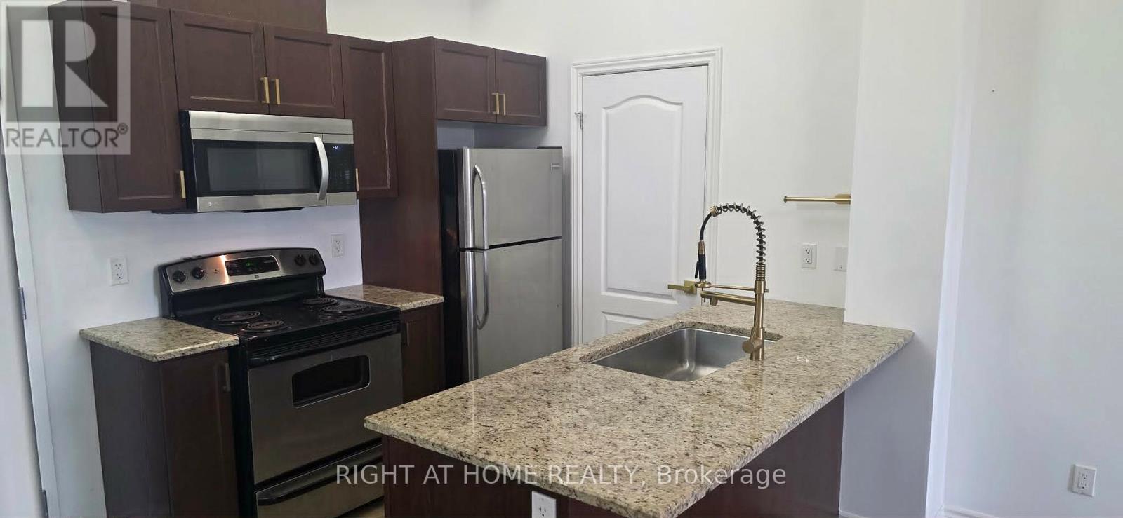 #404 1360 COSTIGAN ROAD - 5