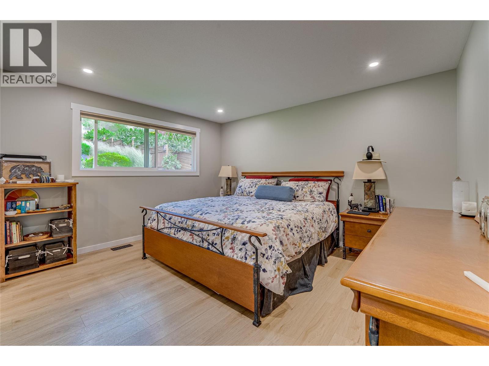 8067 Beachcomber Bay Road - 25