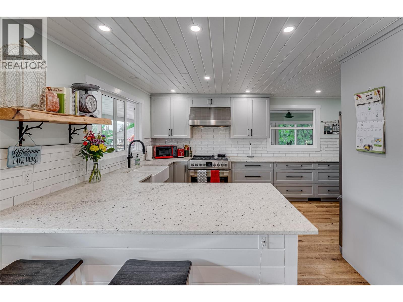 8067 Beachcomber Bay Road - 15