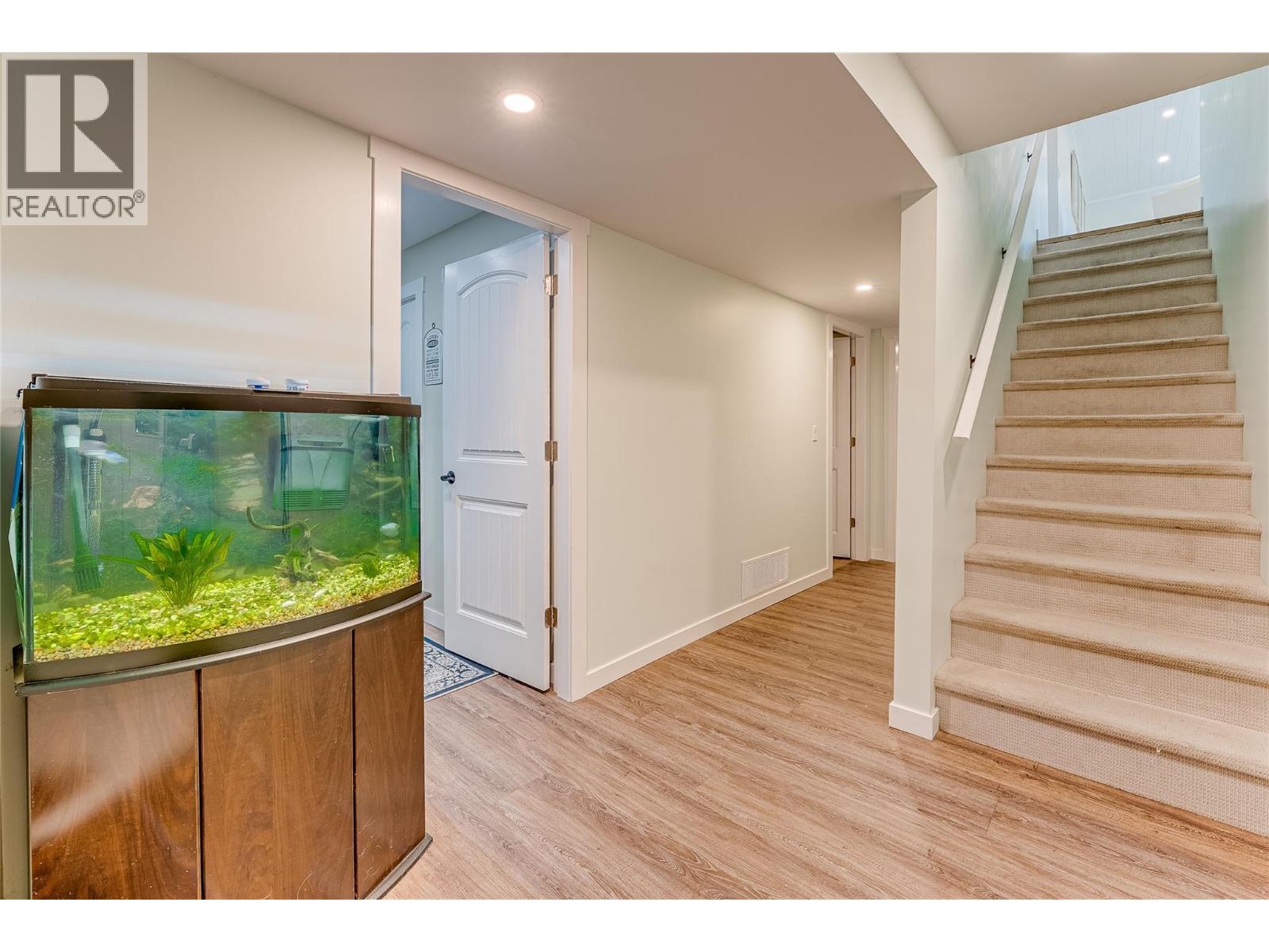 8067 Beachcomber Bay Road - 37