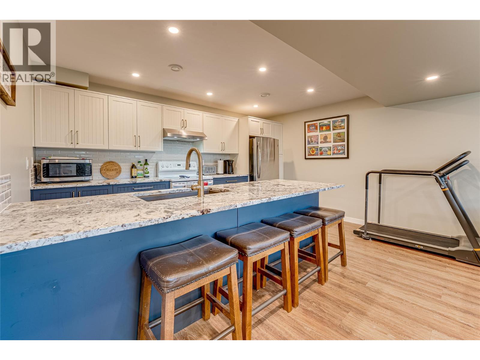 8067 Beachcomber Bay Road - 40