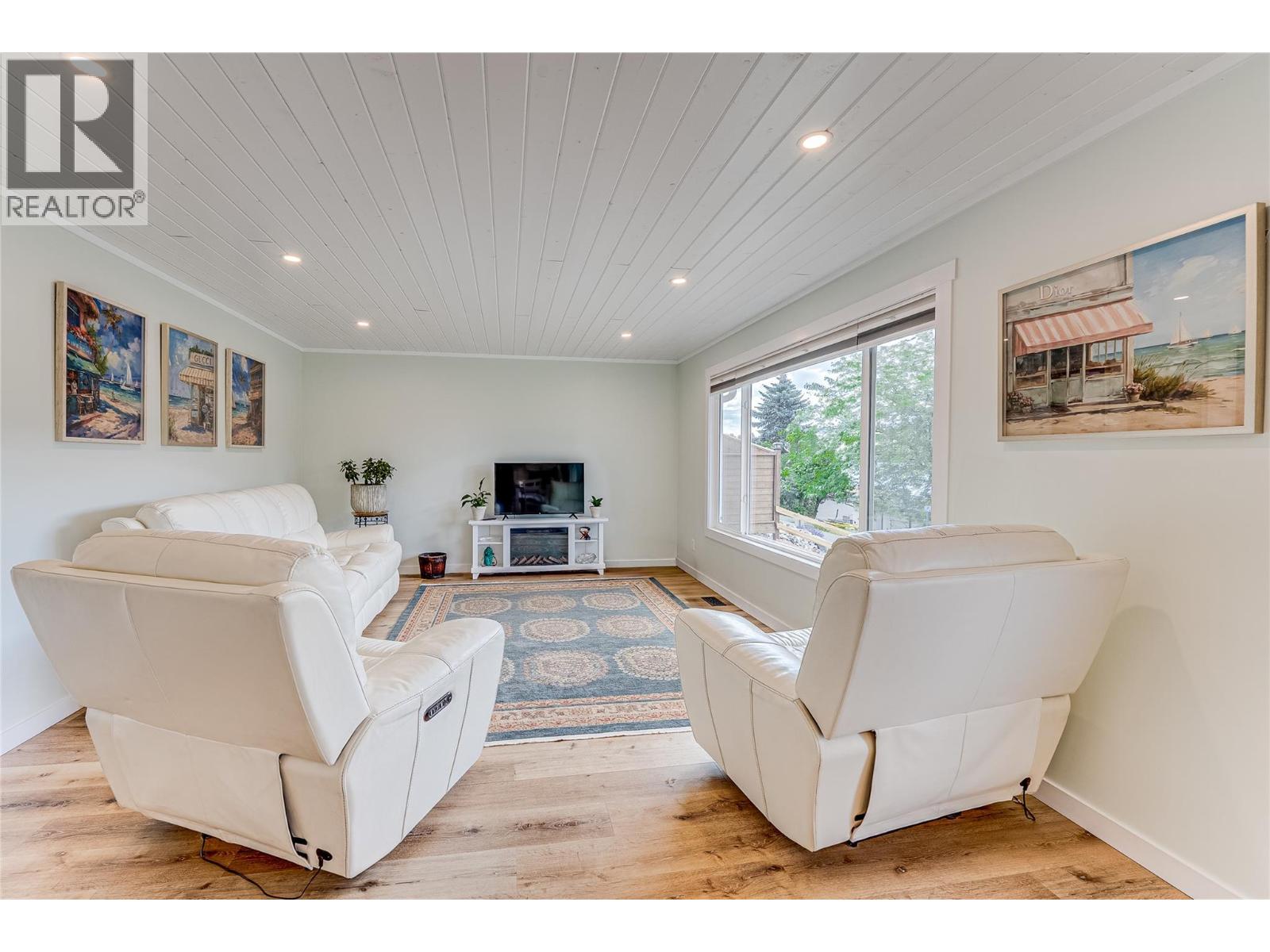 8067 Beachcomber Bay Road - 10