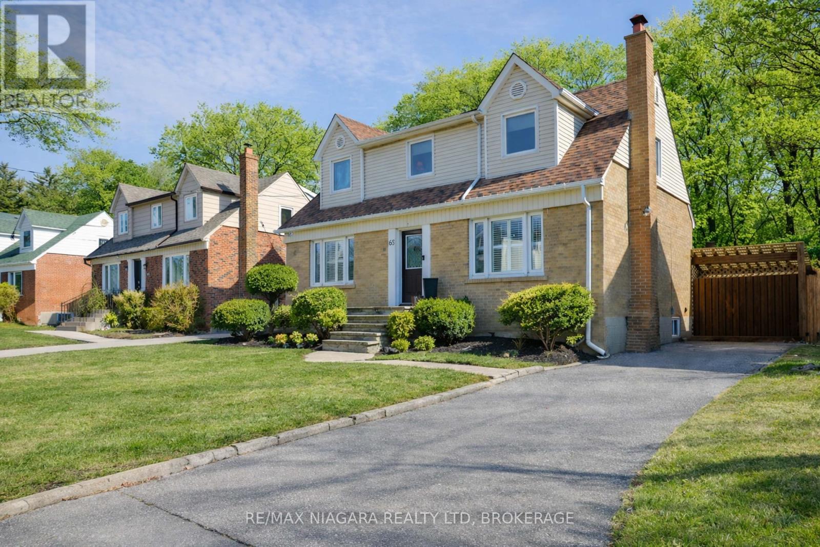65 CRAIGMORE CRESCENT - 1