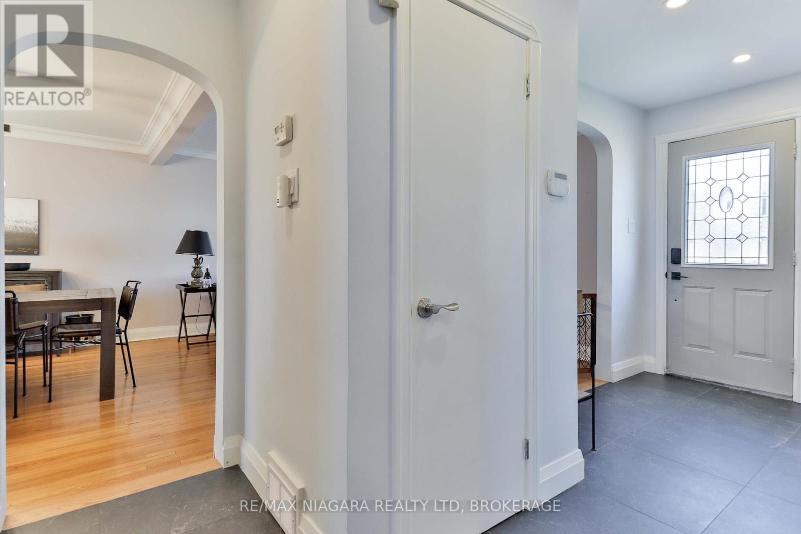 65 CRAIGMORE CRESCENT - 4