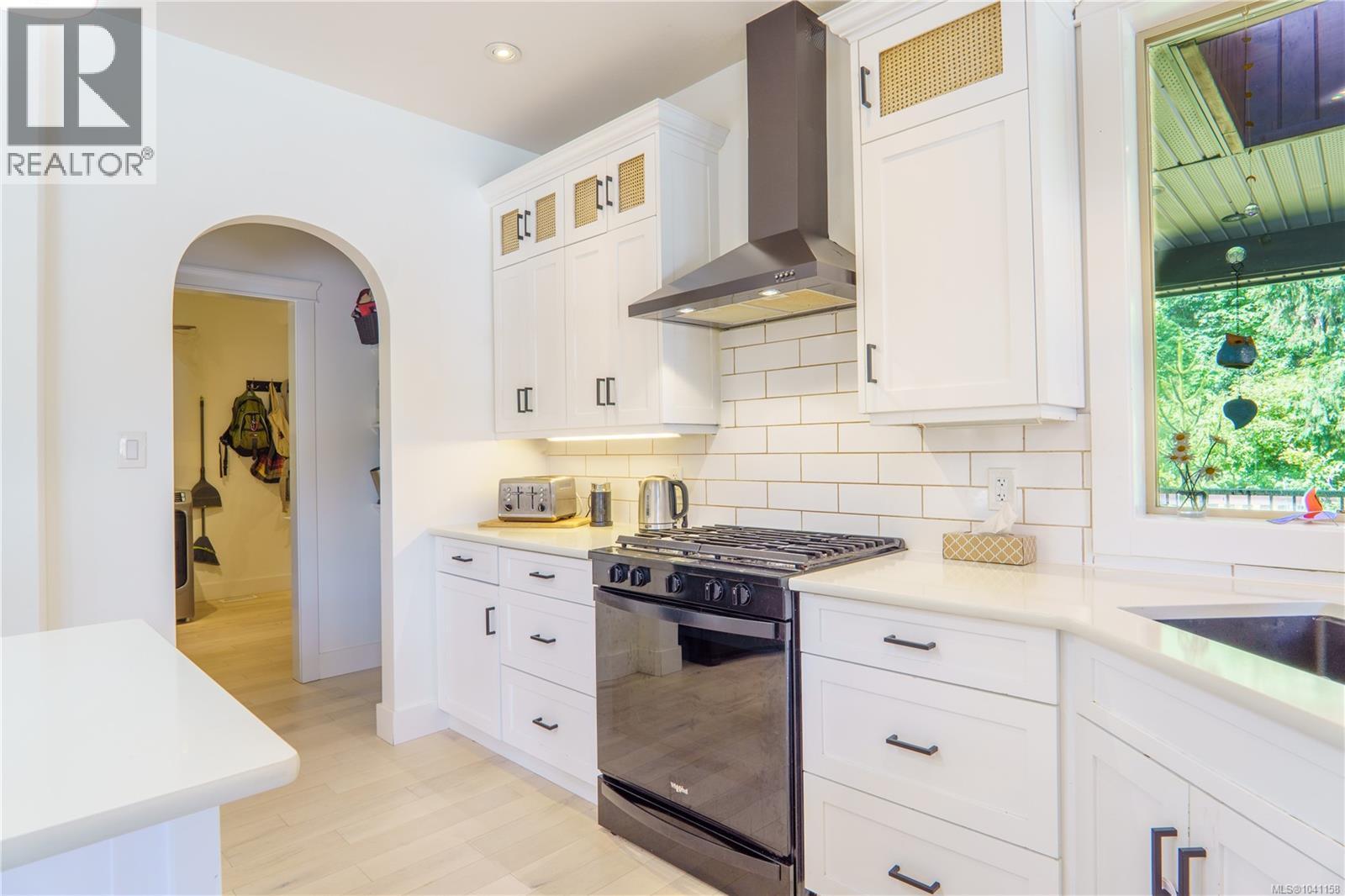 5211 Compton Rd - 16