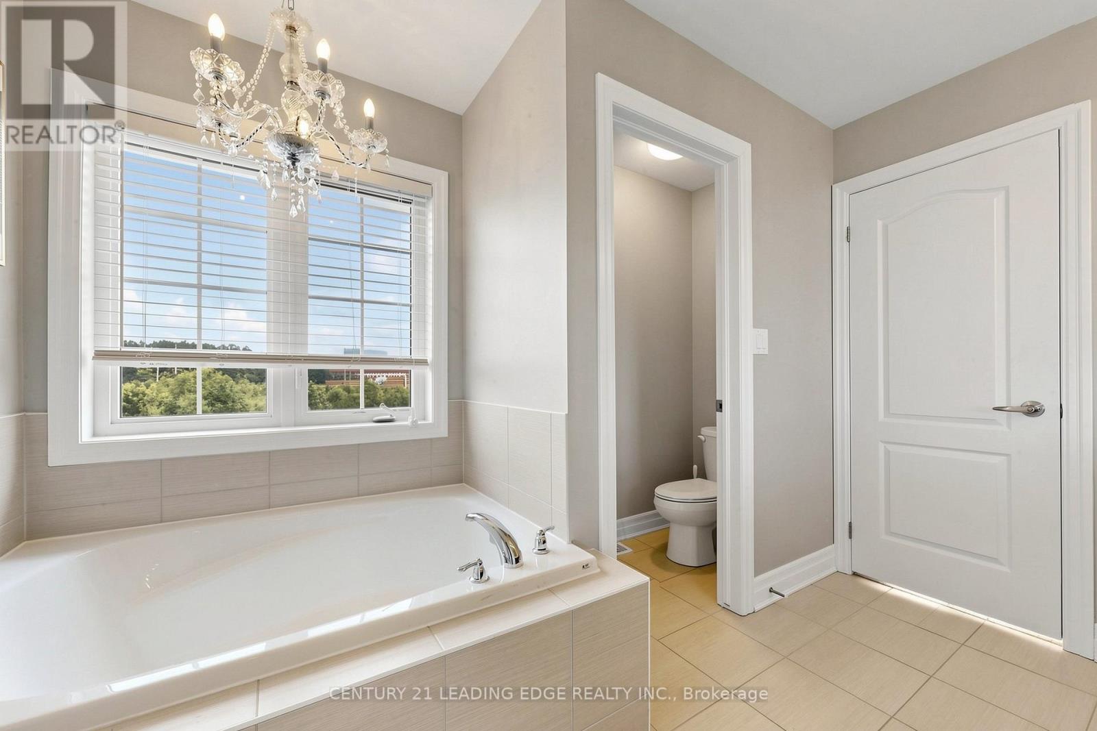 1382 ORR TERRACE - 28