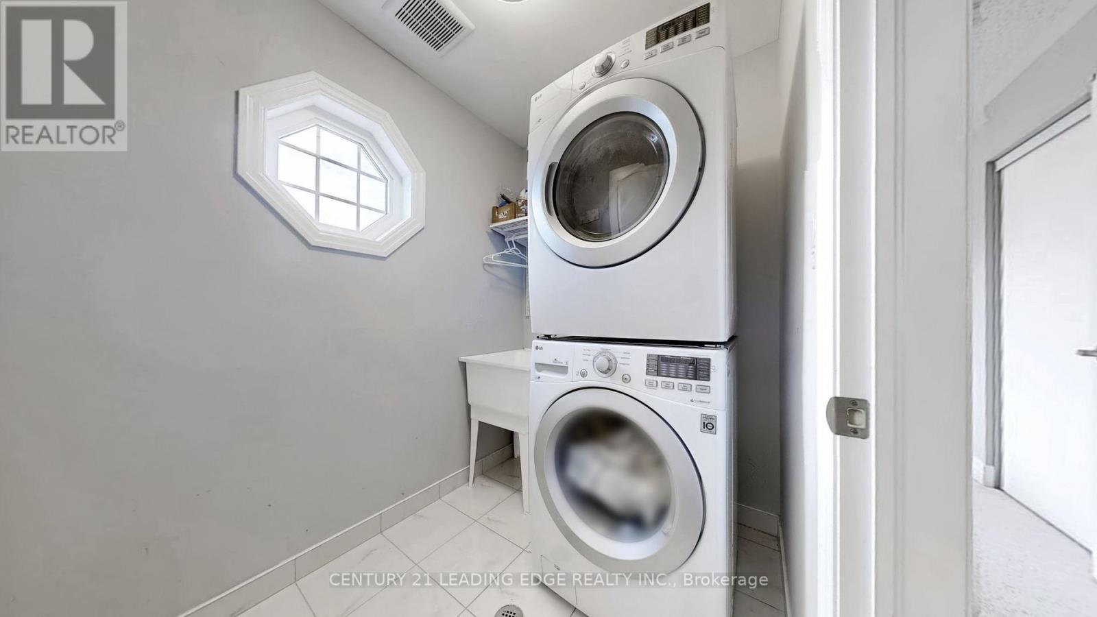 1382 ORR TERRACE - 38