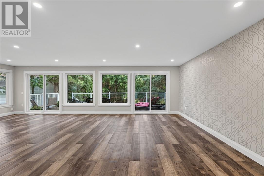 27 Nepahwin Avenue - 26