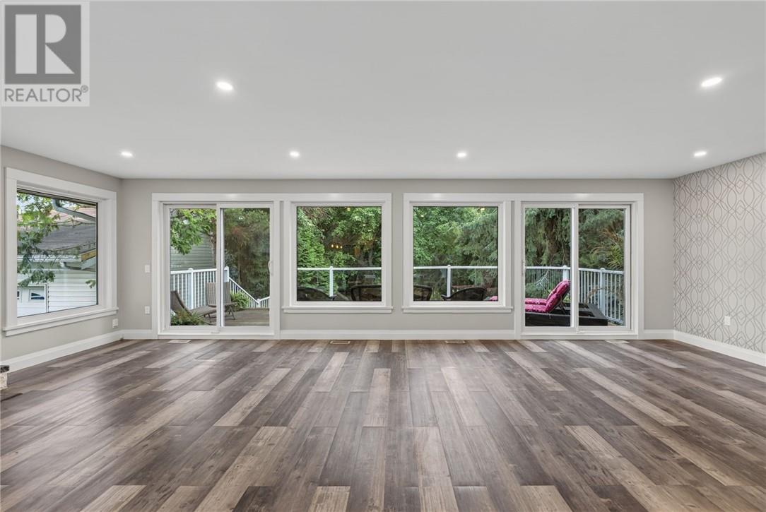 27 Nepahwin Avenue - 22