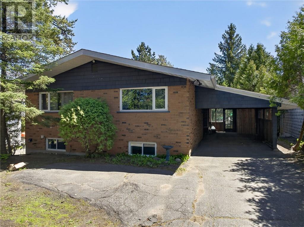 27 Nepahwin Avenue - 61