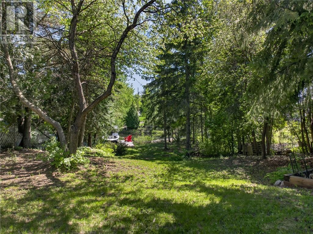 27 Nepahwin Avenue - 66
